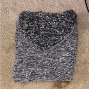 Gray 3/4 sleeve shirt